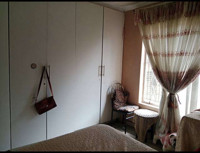 6 BEDROOM HOUSE FOR SALE IN NORTHDALE